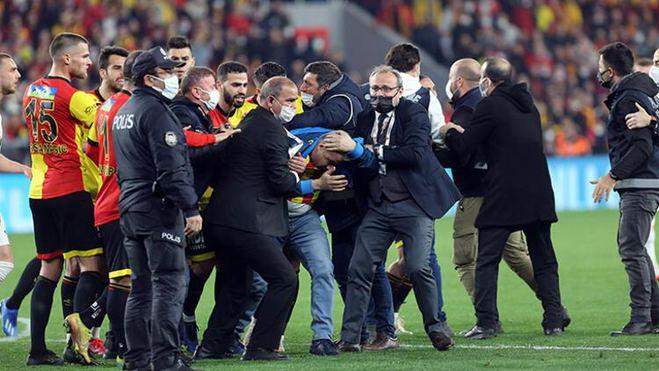 Göztepe – Galatasaray maçının ardından neler yaşandı?