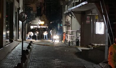 Gece kulübünde silahlar patladı! 1 kişi öldü, 2’si polis 5 kişi yaralandı