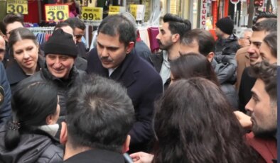 “Polemiğe girmeyeceğim” diyen Murat Kurum, vatandaşın şikayeti üzerine İmamoğlu’na yüklendi