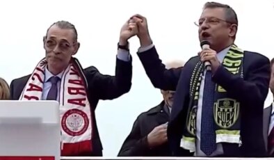 CHP lideri Özel, Erdal Beşikçioğlu’nu canlandırdığı karakterlerle tanıttı